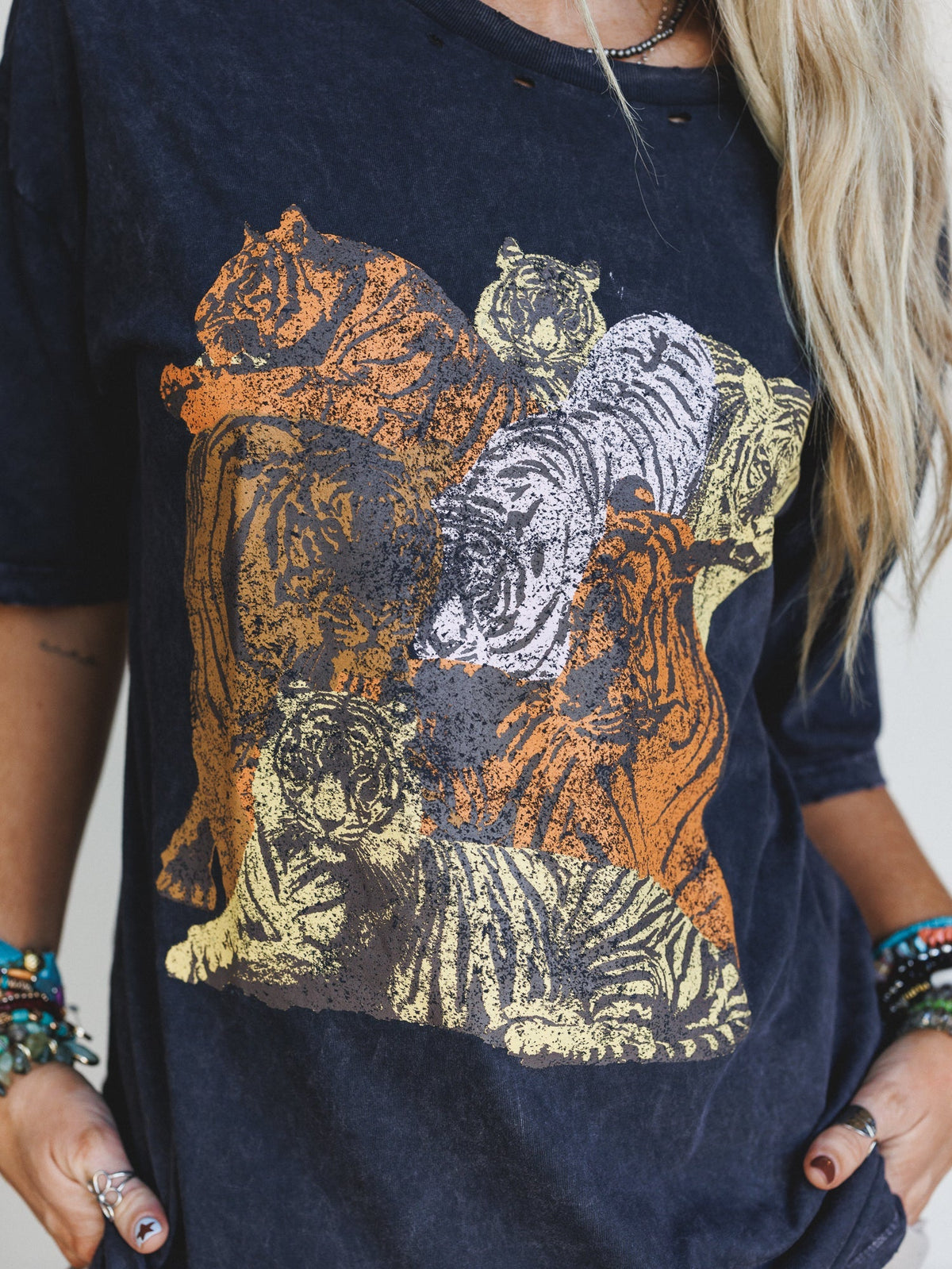 On The Prowl Distressed Graphic Tee - Charcoal