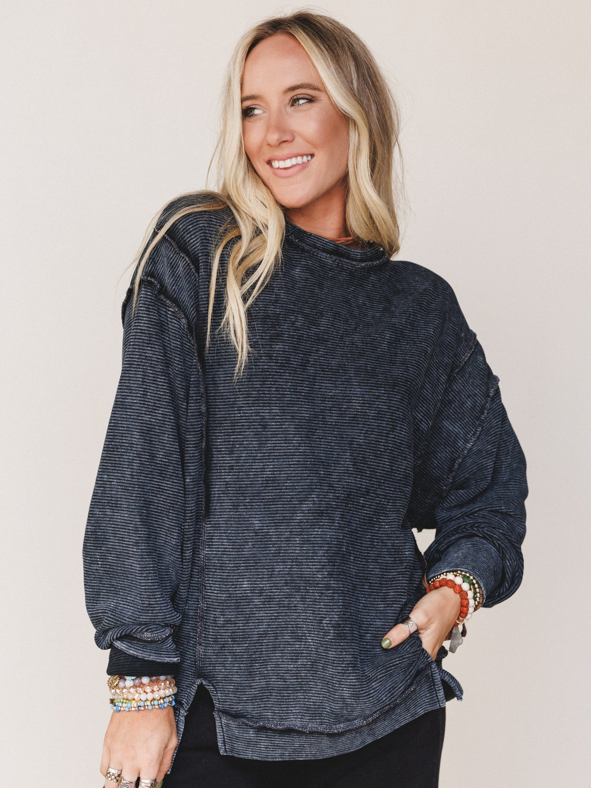 Always Home Sweatshirt - Black