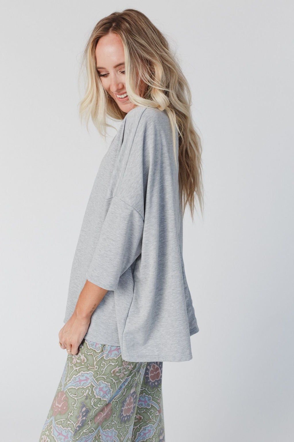 The Nest Cozy Cool Oversized Tee - Heather Gray